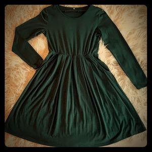 Green Long Sleeve Dress With Pockets